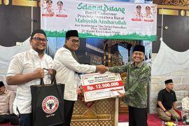 Safari Ramadan Pemprov Sumbar di Ring Satu Perusahaan, PT Semen Padang salurkan bantuan untuk Masjid Raya Limau Manis