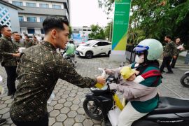 BPJS Ketenagakerjaan Pontianak gelar Employee Volunteering berbagi takjil dan santuni anak yatim
