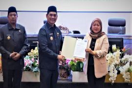 Bupati Barito Utara apresiasi DPRD setujui raperda RPJMD menjadi perda