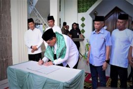 Shalahuddin ajak masyarakat makmurkan Masjid Nurul Iman Lemo I