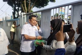 Alumni SMAN 1 Bandarlampung bagikan 5.200 paket takjil selama Ramadhan