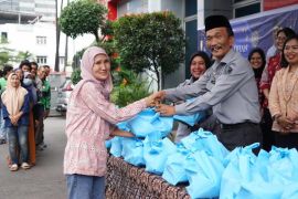 Kemenkum Sumut berbagi takjil semarak Ramadhan 1447 Hijriah