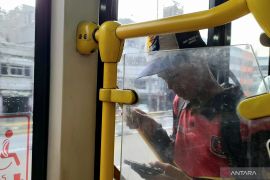 Edukasi orang tua kunci sukseskan regulasi pembatasan gawai anak