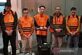 Bupati Rejang Lebong diduga minta imbalan proyek demi uang THR warga