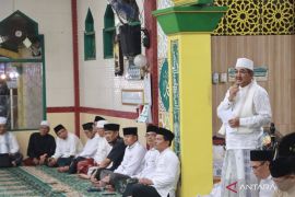 Pererat Silaturahmi, Pemkab Tanjab Barat dan UNJA Peringati Nuzulul Qur'an di Masjid Raya Al-Muttaqin