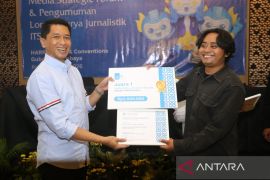 Wartawan ANTARA Biro Jatim juara pertama lomba karya jurnalistik ITS