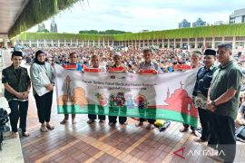 JIEP salurkan 500 paket sembako dan buka puasa bersama masyarakat