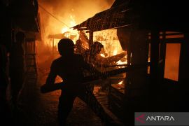 Kebakaran landa permukiman padat penduduk di Palangka Raya, kerugian ditaksir mencapai Rp1,2 miliar