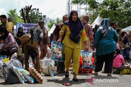 Operasi pasar murah menjelang Idul Fitri di Kalteng