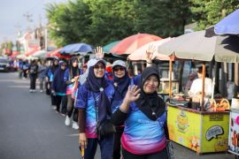 Bank Jateng Syariah KCPS UMS adakan jalan senja bersama mitra UMKM