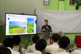 Mahasiswa KKN-Dik UMS bangkitkan semangat mimpi siswa SMK Muhammadiyah 3 Giriwoyo