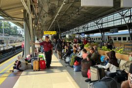Jumlah penumpang kereta api capai 37 ribu pada H-9 Lebaran