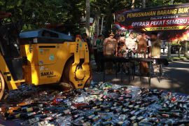 Polres Malang musnahkan 1.659 botol minuman beralkohol