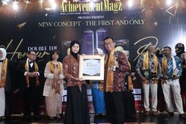 Kepala BPPRD Kota Jambi Raih Penghargaan Inspiring Professional & Leadership Awards 2026