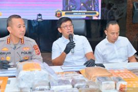 Bandung Geger! Polisi Gagalkan Peredaran 9 Kg Ganja Jaringan Sumatera