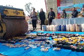 Pemusnahan barang bukti Pekat, Bupati Annisa : menjadi pengingat bahwa yang melanggar akan ditindak