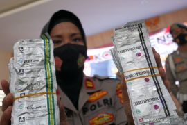 Dibalik Rekor 'Agak Laen 2': Kenali Dampak Bahaya Tramado