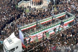 Rusia hingga Turki menawarkan mediasi konflik, Iran masih enggan