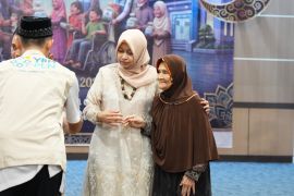 PLN Babel gelar buka puasa bersama dan salurkan zakat untuk ratusan mustahik