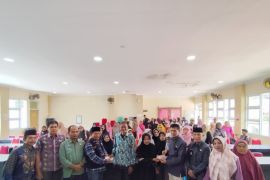 Pemkab Agam salurkan bantuan Idul Fitri senilai Rp1,82 miliar bagi 2.427 korban bencana