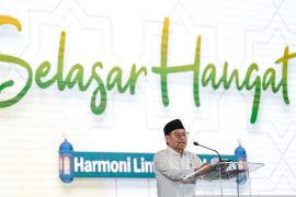 Indonesia channels Rp442 billion zakat aid through Ramadan program