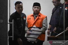 KPK menduga Yaqut memerintahkan Gus Alex soal kuota haji 2024 sejak November 2023