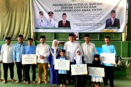 Bupati Serang Ratu Zakiyah bayar zakat di Baznas, santuni 1.000 anak yatim