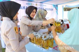 Polres Bogor dan Bulog gelar Gerakan Pangan Murah jelang Lebaran