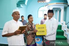 Bupati Saipullah Nasution instruksikan camat dan Kades larang anak main petasan