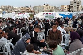 Indonesia's Baznas delivers 74,228 iftar meal portions to Palestine