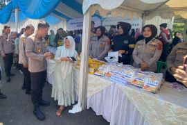 Polres Tasikmalaya bantu masyarakat melalui Gerakan Pangan Murah
