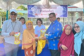 Berkah Bazar Minyak Goreng Murah PT IKPP Perawang Bangkitkan Senyuman Ribuan Warga Sambut Hari Raya Idul Fitri 1447 Hijriah