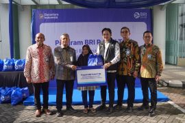 BRI Region 5 Bandar Lampung tebar kebaikan melalui Program TJSL "Berbagi Bahagia"