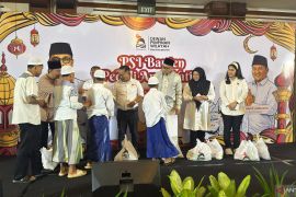 PSI santuni ratusan anak yatim piatu di Banten