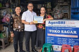 BRI Siantar apresiasi Agen BRILink berprestasi di Pematang Raya