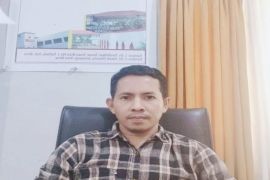 Dari desa ke doktor: Kisah inspiratif Dr. Arif Hidayat