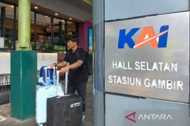 KAI mencatat hampir 50 ribu orang berangkat dari Jakarta di H-7 Lebaran