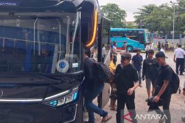 Jumlah pemudik di Terminal Mandalika diprediksi naik lima persen