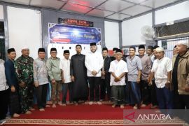 Safari Subuh Ramadhan, Wako Fadly Amran ajak jamaah sukseskan Program Smart Surau