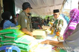 Bangka Barat gelar operasi pasar stabilkan harga jelang Lebaran