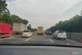 Lalu lintas Tol Cikampek terpantau ramai lancar