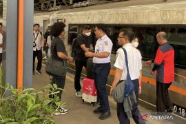 KAI Daop 2 Bandung layani 60.604 penumpang di H-7 Lebaran 2026