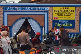 Polres Cianjur dirikan pos pelayanan di Jalan Raya Bandung-Cianjur