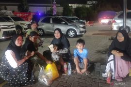 KM 57; Cara menulis cerita pada kantong-kantong kenangan para pemudik