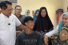 Pemkab Padang Pariaman kumpulkan donasi bantu warga alami keterbatasan pendengaran