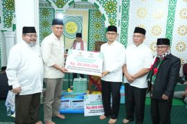 Tim Safari Ramadan Pemprov Sumbar salurkan berbagai bantuan untuk masyarakat Tanah Datar