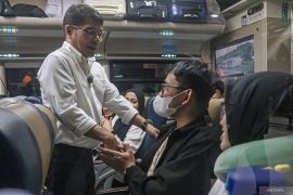 Mudik gratis bersama ANTARA di Stasiun Pasar Senen