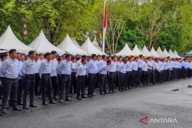 Pemkab HST cairkan THR ASN sebesar Rp32,8 miliar untuk 6.043 pegawai