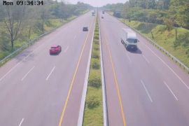Arus lalu lintas di sepanjang ruas jalan Tol Cipali melandai