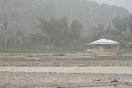 Penyintas bencana di Gayo Lues pilih bangun rumah agar bisa Lebaran